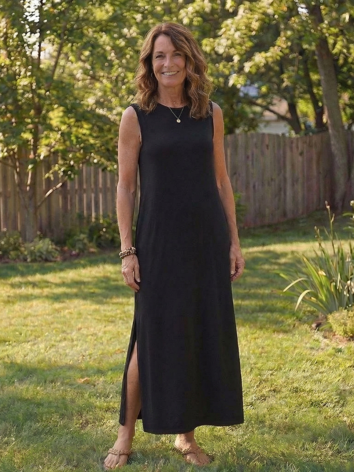 Linnea | Sleeveless Pocket Side Slit Midi Dress